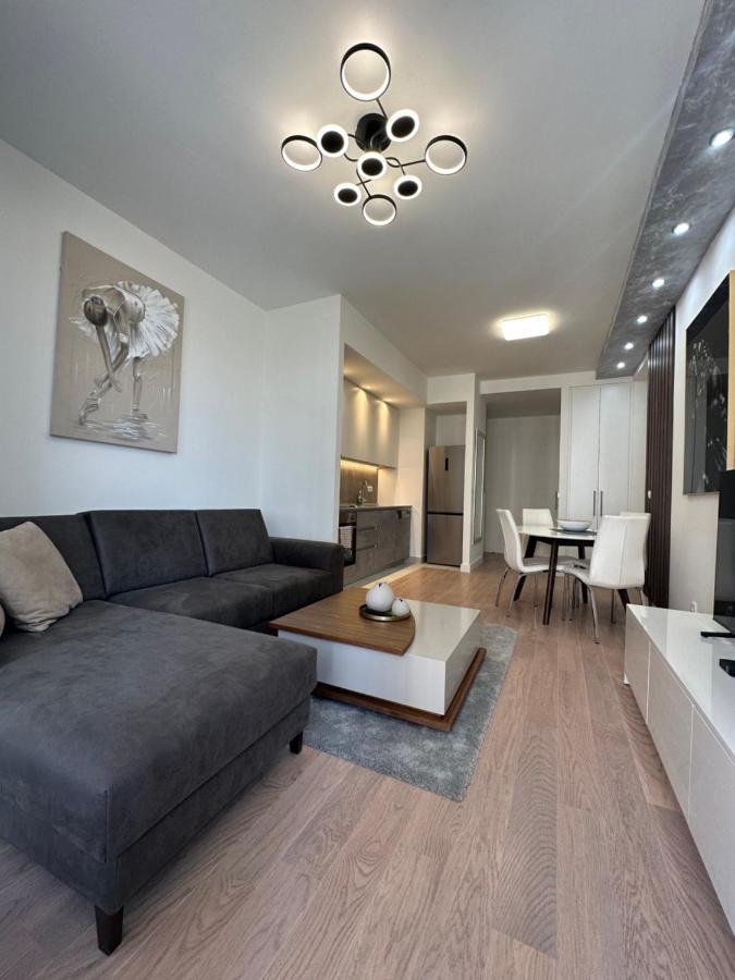 Apartment The Gates 410 A Belgrade